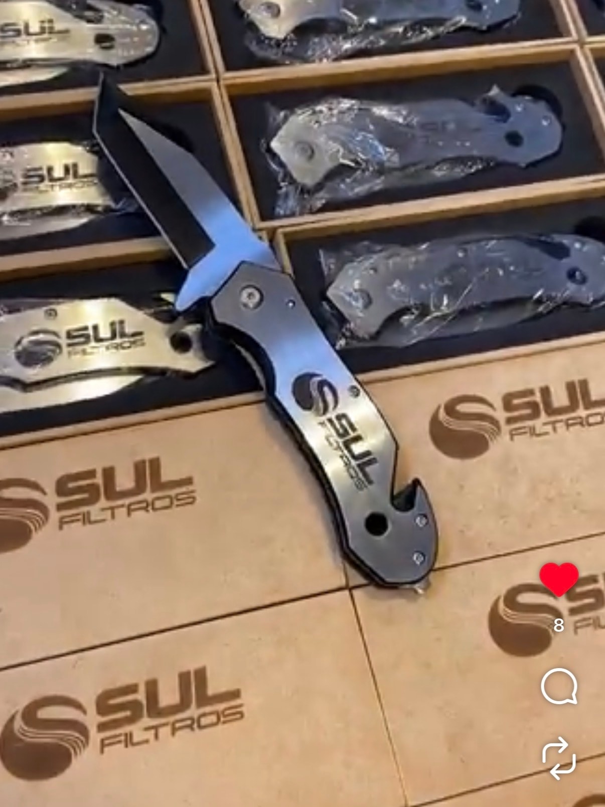 Custom Pocket Knives